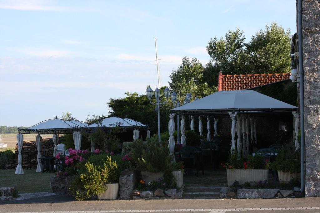 La Baie Ξενοδοχείο Regnéville-sur-Mer Εξωτερικό φωτογραφία